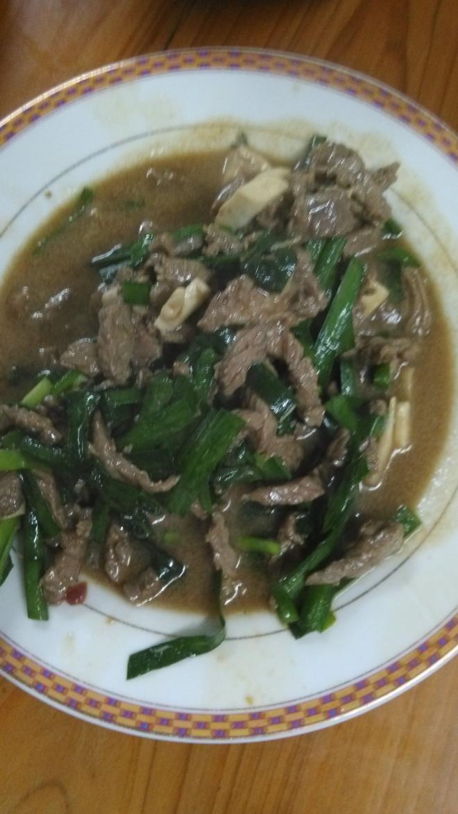 蘑菇炒牛肉