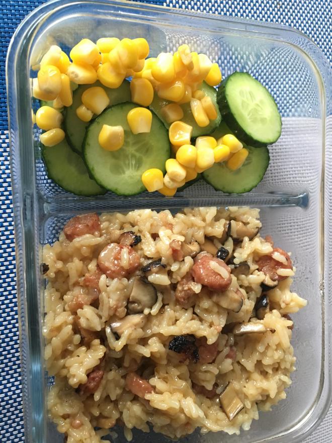 15分钟香菇腊肉饭