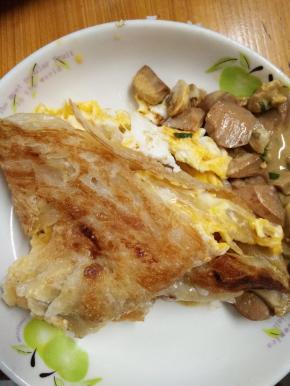 包好手抓饼出锅盛盘即可