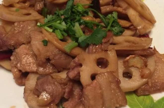 藕片炒肉