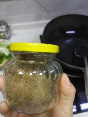 准备适量的孜然