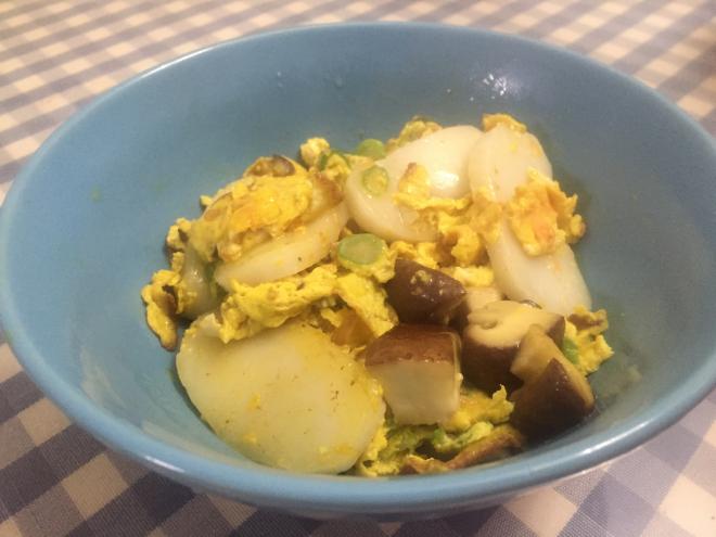 三色蛋饼炒年糕