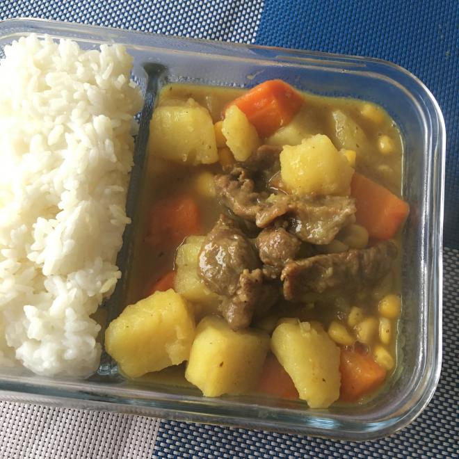 咖喱土豆牛肉便当