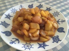 翻炒均匀，大火收汁，即可出锅