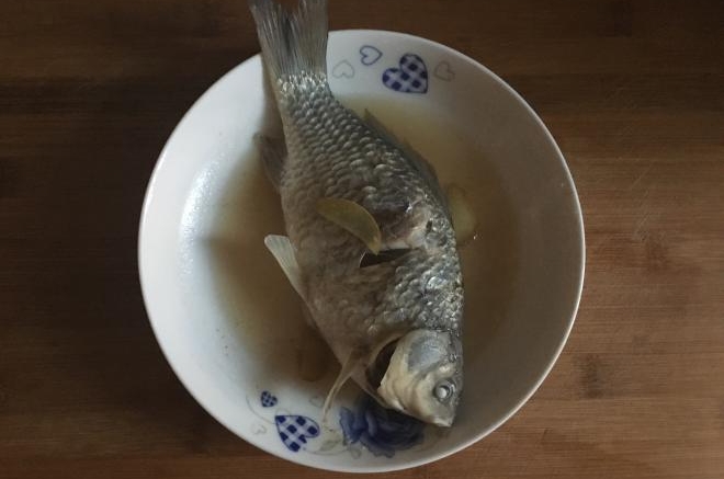 原汁蒸鱼