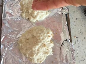 上面撒上熟芝麻