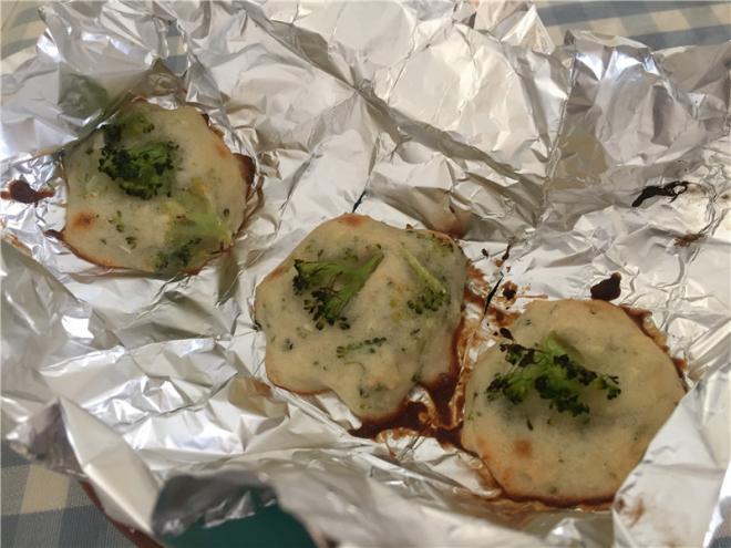 西兰花烤土豆饼