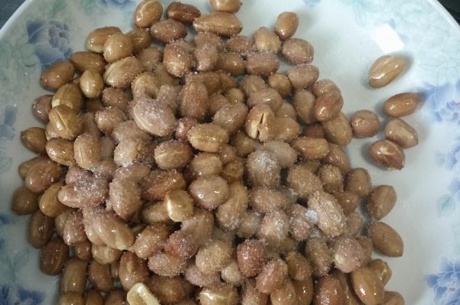 炒花生米