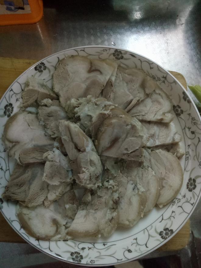 蒜泥白肉