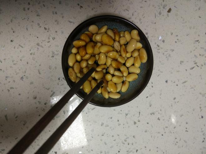 吃饱饱减肥餐7、配菜咸味小黄豆