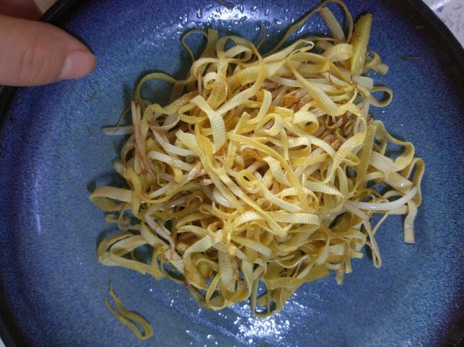吃饱饱减肥餐17、清炒豆皮