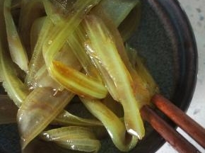 控干水分，加入调味料