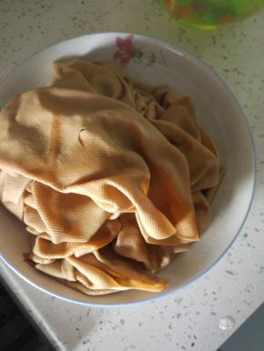 炖煮三十分钟左右，捞出放凉