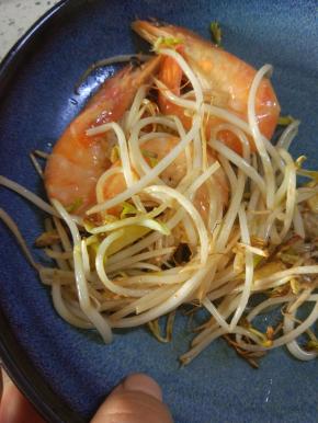 虾变红之后，在五分钟出锅