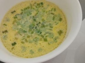 冷水上锅，蒸十五分钟，焖五分钟即可