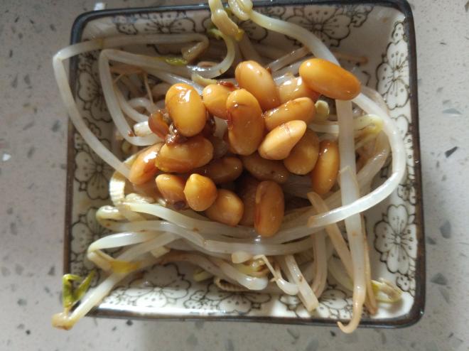 吃饱饱减肥餐40、豆芽黄豆拌豆皮