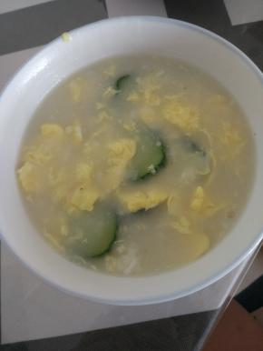 待鸡蛋全部浮起，即可