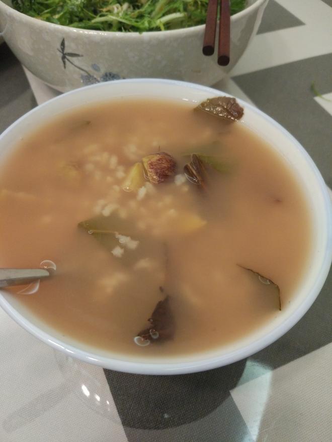 吃饱饱减肥餐51、鲜虾粥