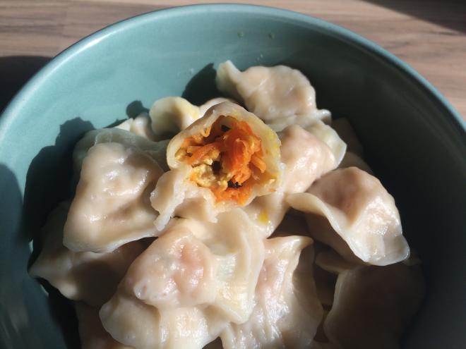 胡萝卜鸡蛋饺子