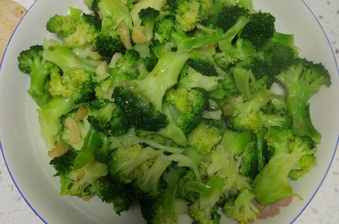 吃饱饱减肥餐58、蒜蓉耗油西蓝花