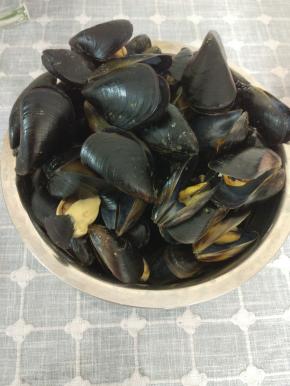 看到里面的青口都已经开开即可