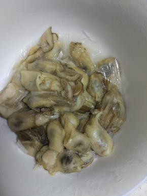 海蛎子肉适量
