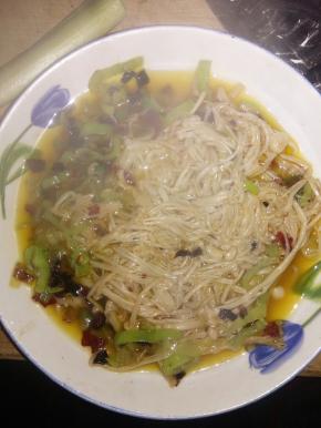 妙几分钟熟了，就装盘可以吃了。