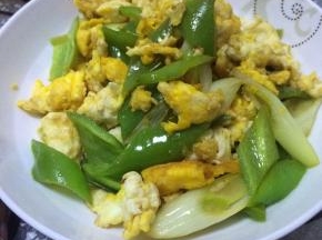 5.	翻炒均匀即可出锅。