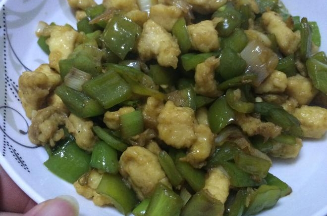 辣椒炒鸡丁