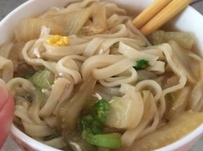 6.	煮熟之后，盛出即可。