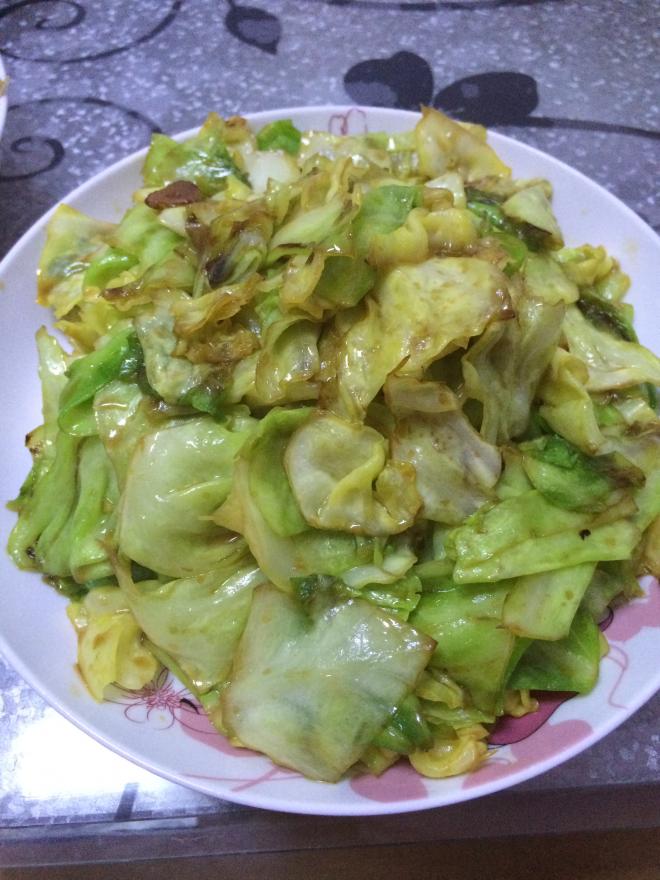 爆炒卷心菜