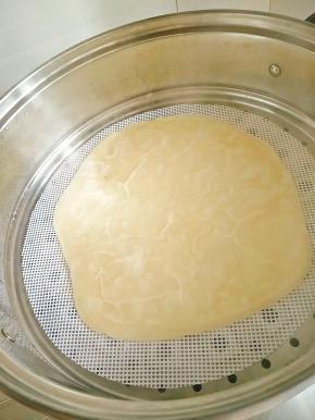 水沸后中大火蒸10分钟即可