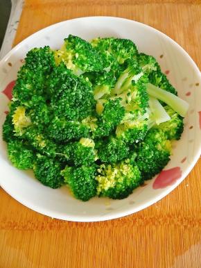 过一下凉水，然后摆盘