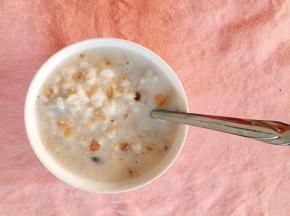 等水再次沸腾后，将粥盛出