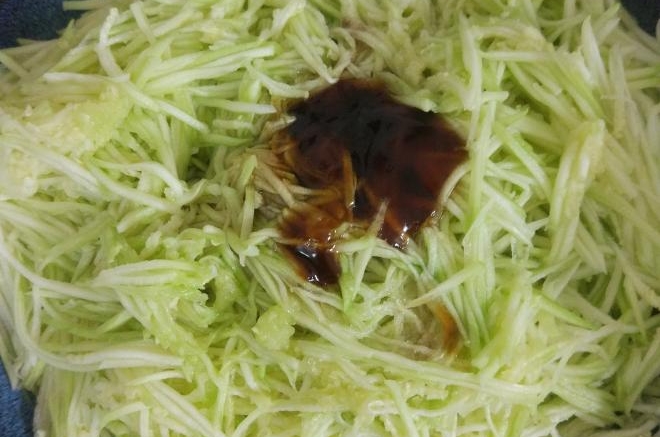 吃饱饱减肥餐77、凉拌西葫芦