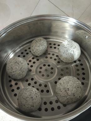 冷水上锅，再次醒二十分钟，大火烧开