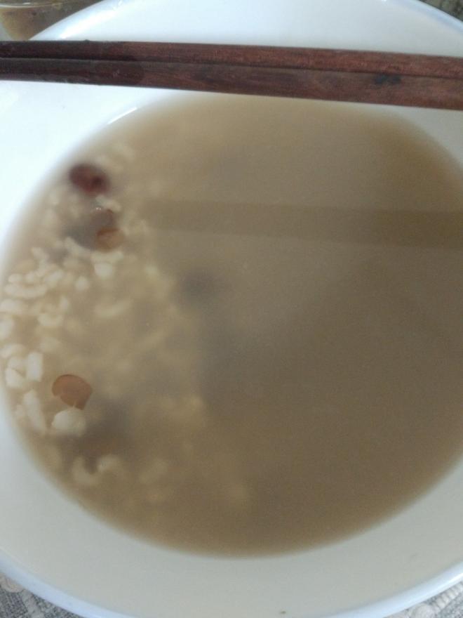 吃饱饱减肥餐89、黑豆红枣粥