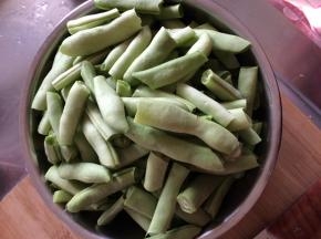 芸豆摘好，清洗干净