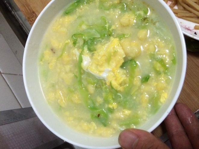 鸡蛋疙瘩汤