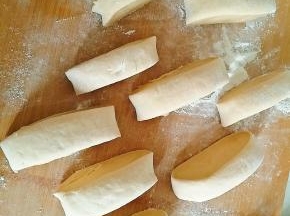 7.切成面剂子。