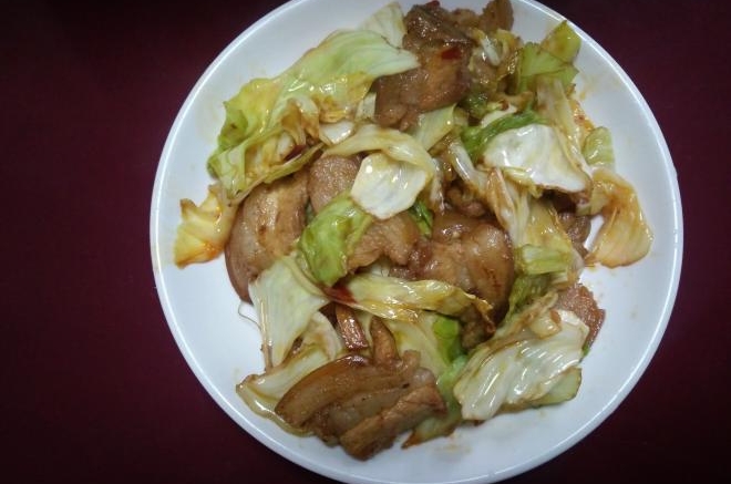 莲白回锅肉