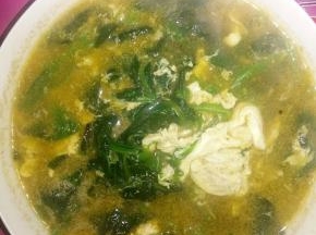 锅开了就可以装盘里了。