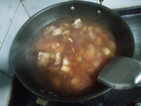 7.大火收汁，加入少量鸡精即可出锅。