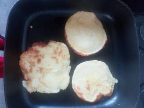 换面烙至金黄就可以了。