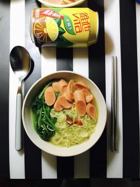 Stir the noodles and then serving.