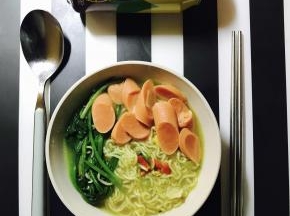 Stir the noodles and then serving.