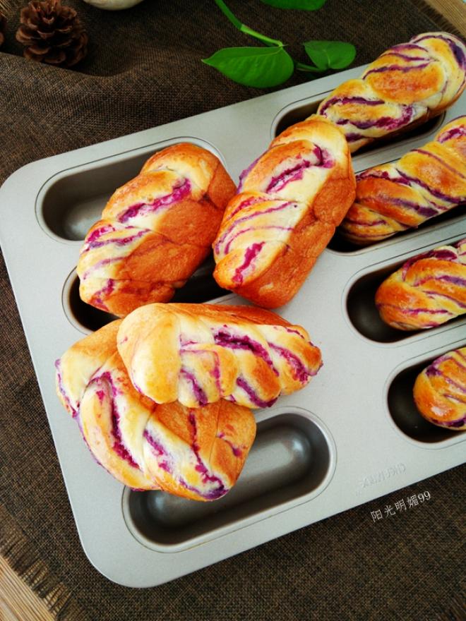 紫薯麻花小面包