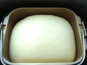 面团和扩展阶段能拉出厚膜即可，开始进行发酵至2倍大。