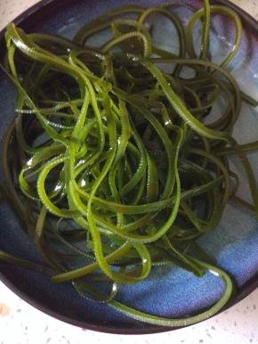 捞出控干水分备用