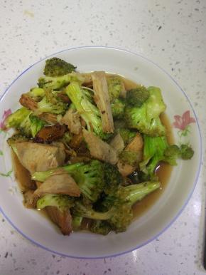 快速翻炒出锅即可。